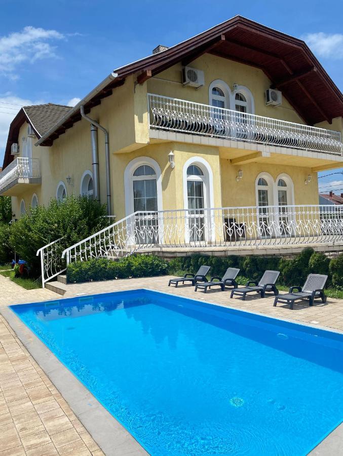 Royal Villa Балатонфюред Экстерьер фото